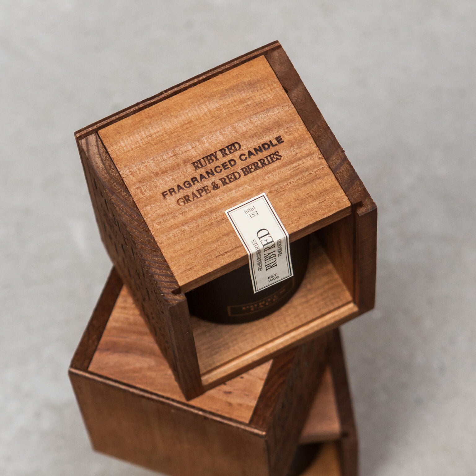 Castelbel - Portus Cale Ruby Red Candle