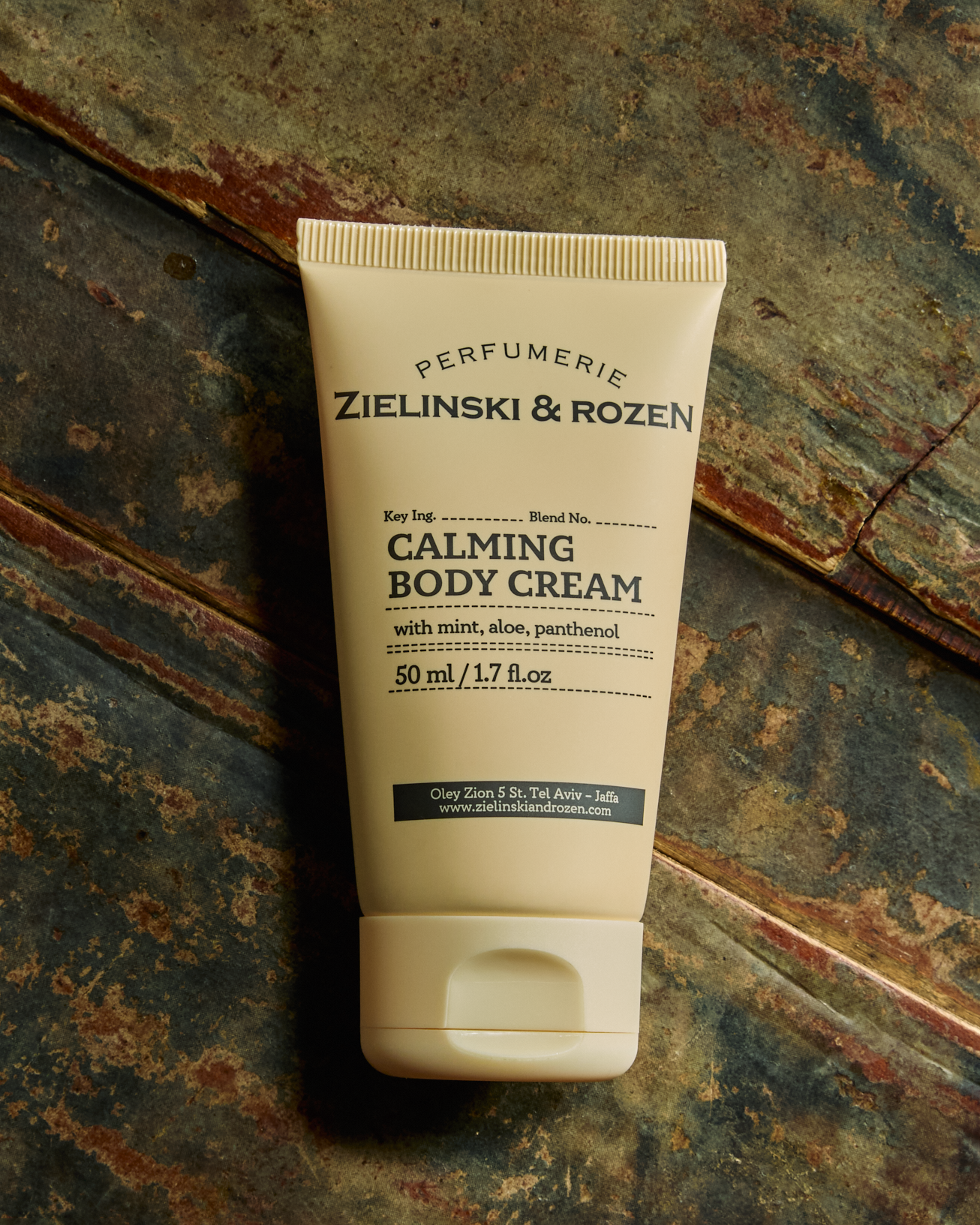 Mint, Aloe, Panthenol