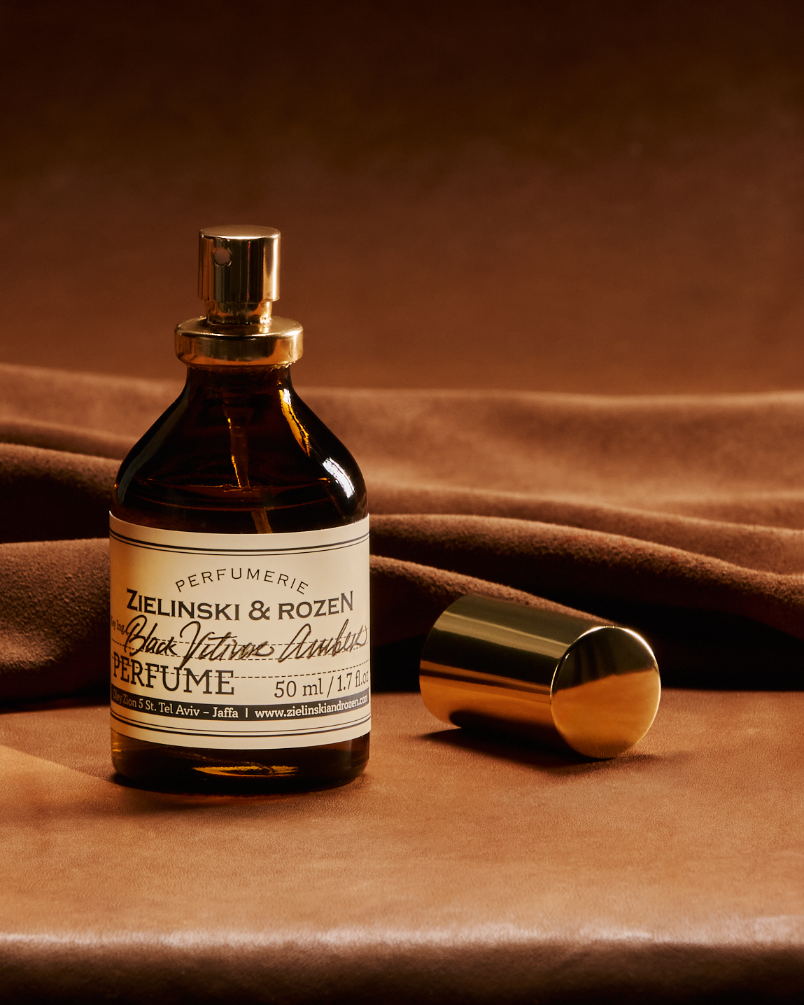 Black Vetiver, Amber