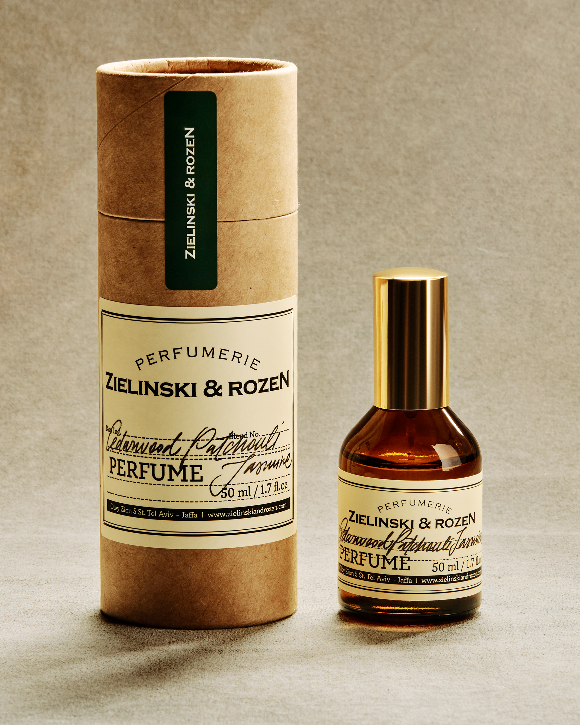 Cedarwood, Patchouli, Jasmine