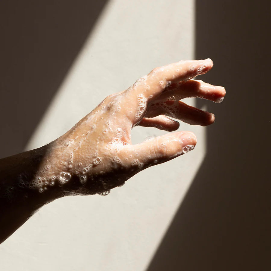 ELLEVEN OH ONE - SEIFE DAISY BLOOM