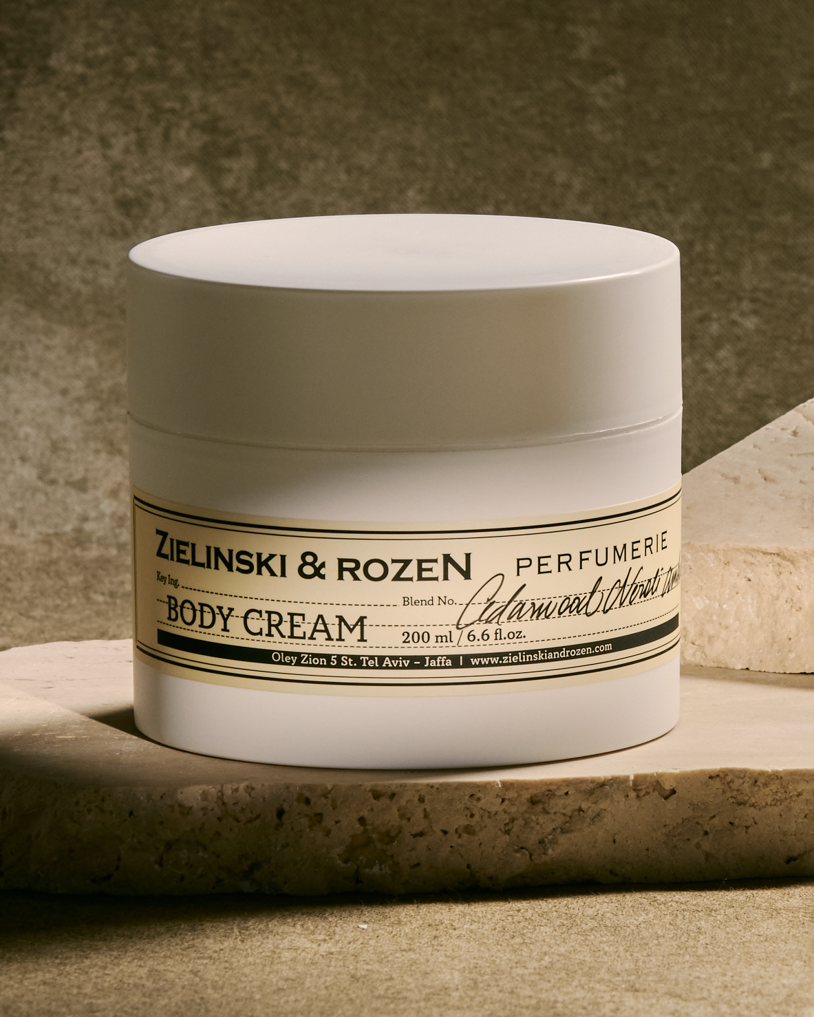 Cedarwood, Neroli, Amber