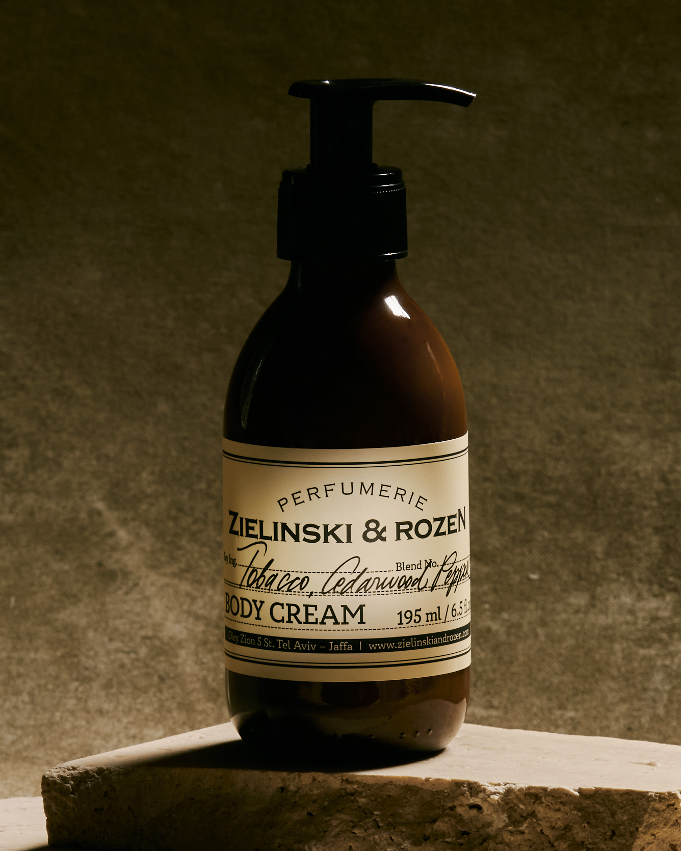 Tobacco, Cedarwood, Pepper