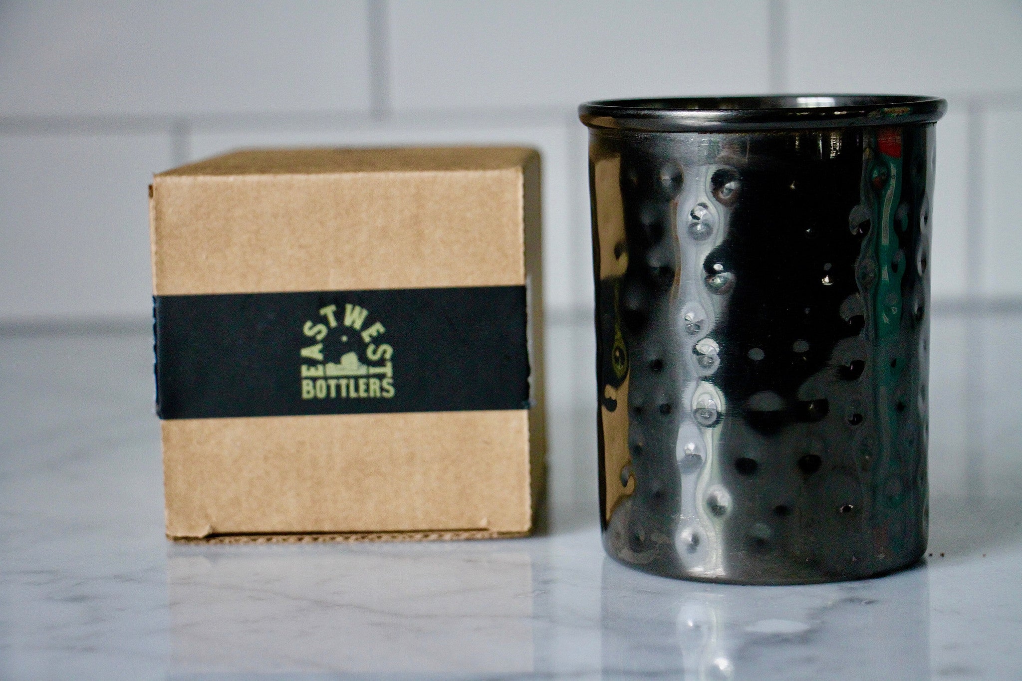 EastWest Bottlers - Speakeasy-Duft-Kerze