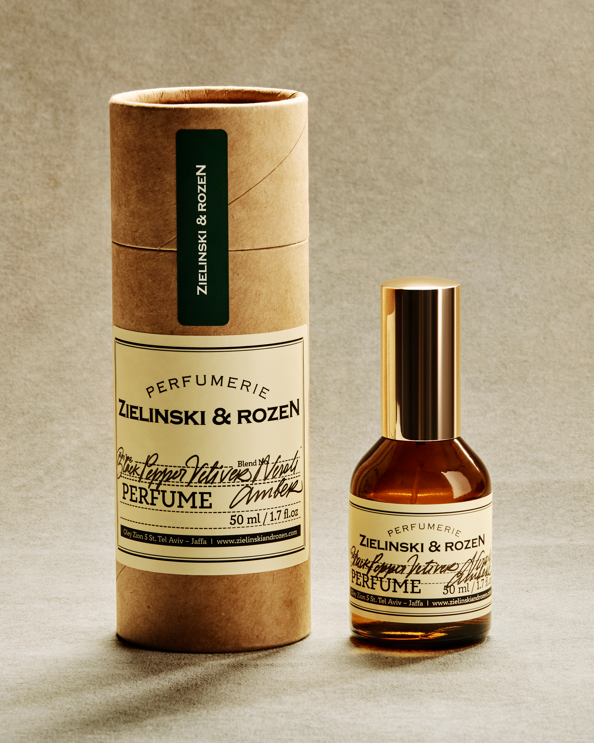 Black Pepper, Vetiver, Neroli, Amber