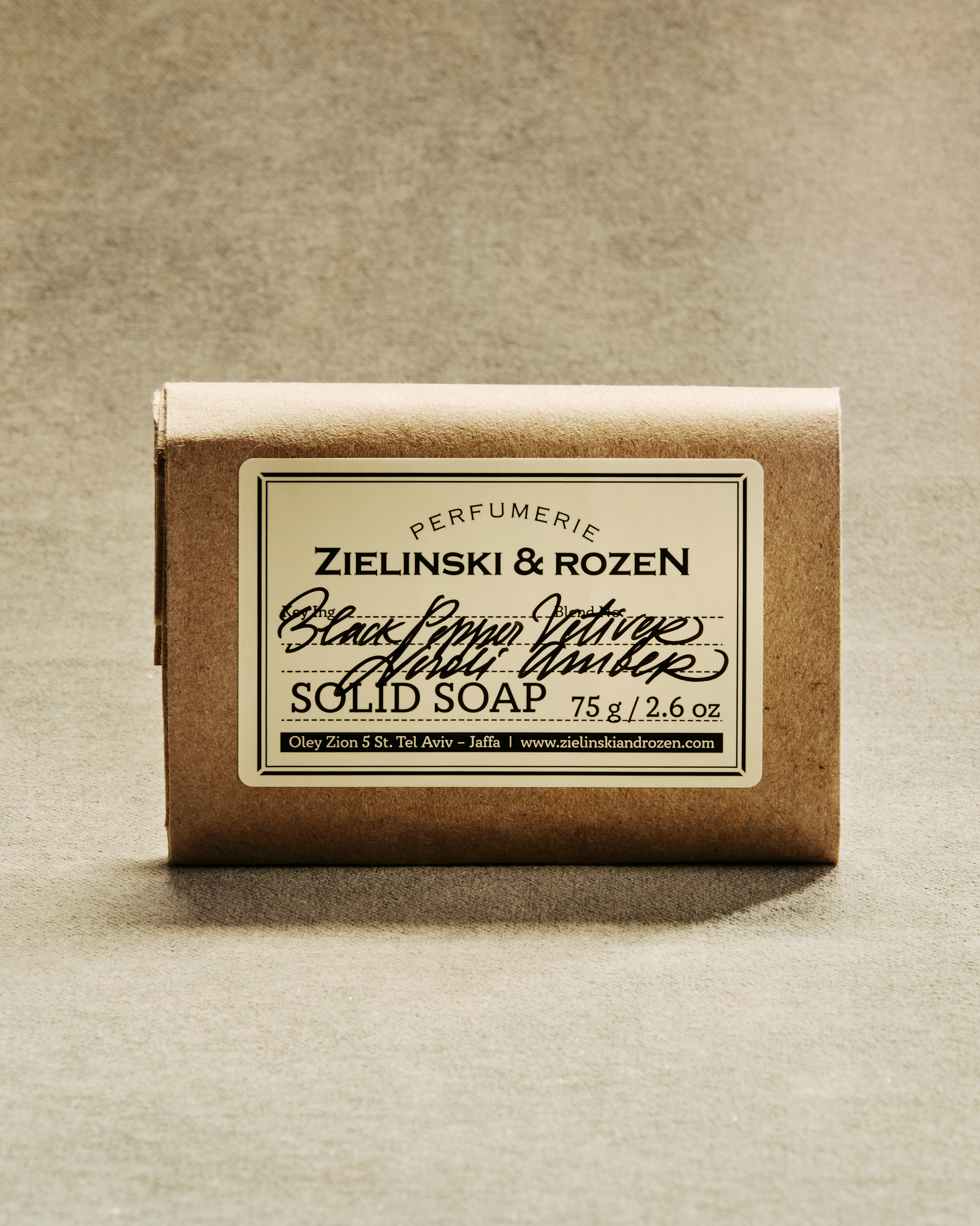 Black Pepper, Vetiver, Neroli, Amber